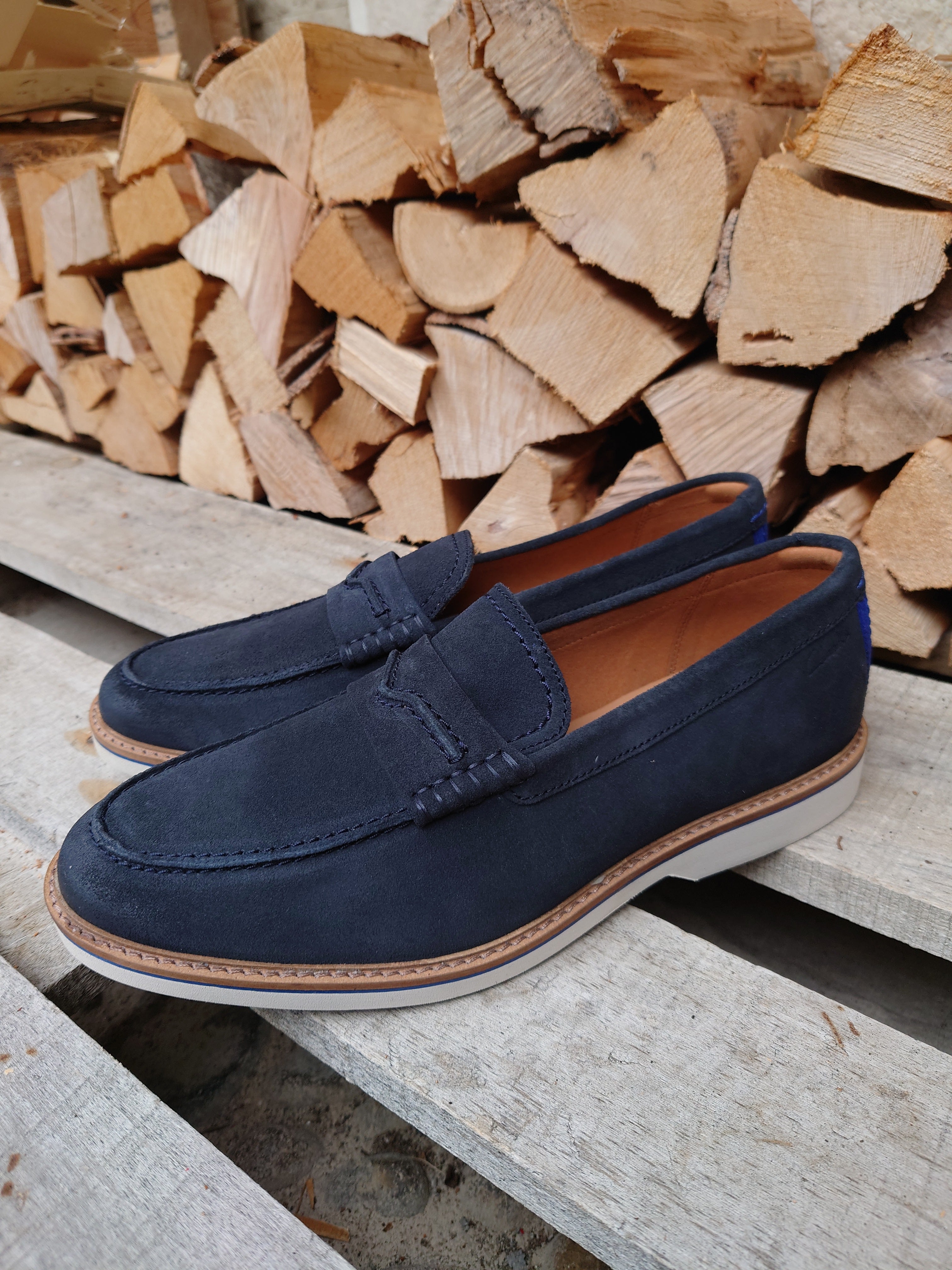 Clarks Scarpe Uomo - Modello AtticusLTSLIP (Navy Suede)