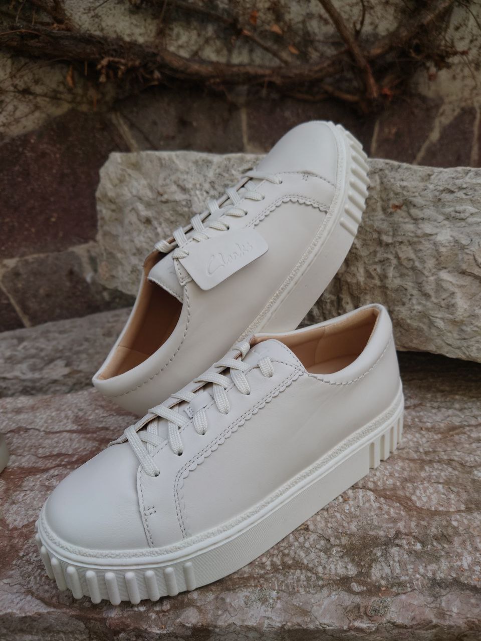 Clarks Donna - Modello Mayhill Walk (Off White Leather)