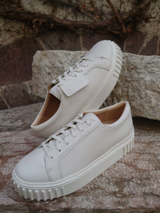 Clarks Donna - Modello Mayhill Walk (Off White Leather)