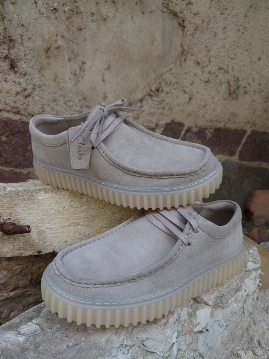 Clarks Uomo - Modello Torhill Lo (Light Grey Suede)